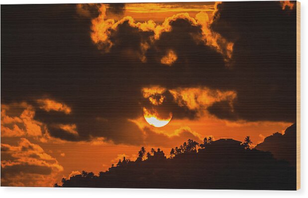 Manzanillo Wood Print featuring the photograph Fiery Sunset by Tommy Farnsworth