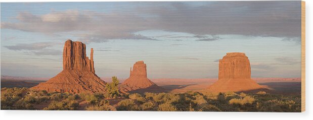 Tranquility Wood Print featuring the photograph Monument Valley Arizona #4 by Russell Burden