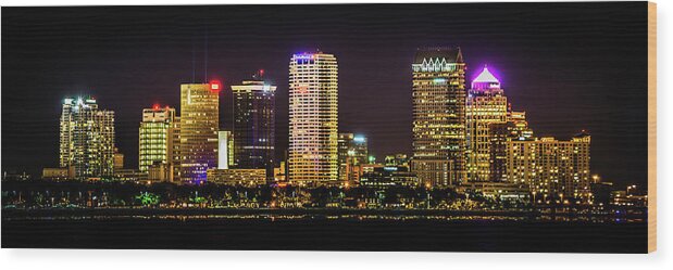 Architechture Wood Print featuring the photograph Downtown Tampa Skyline by Joe Leone