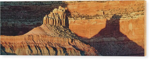 Capitol Reef Wood Print featuring the photograph Waterpocket Fold - Capitol Reef Nat'l Park by Larey McDaniel
