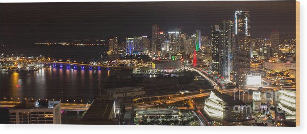 Downtown Miami Wood Print featuring the photograph Miami After Dark II Skyline by Rene Triay FineArt Photos