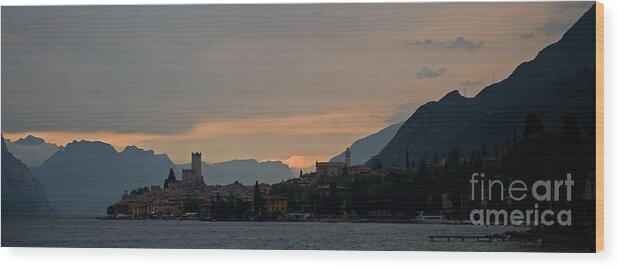 Italy Wood Print featuring the photograph Lago Del Garda by Jorgen Norgaard