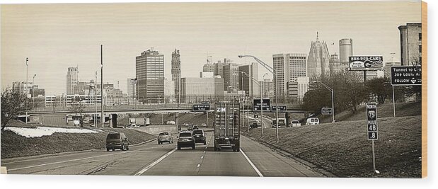 Hovind Wood Print featuring the photograph Detroit Michigan by Scott Hovind