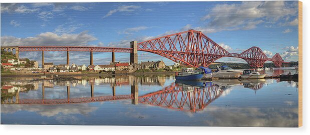 Cantilever Bridge Wood Print featuring the photograph Panorama Of The Forth Railway Bridge by Gannet77