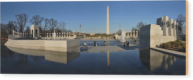 Washington Wood Print featuring the photograph World War II Memorial by Wade Aiken