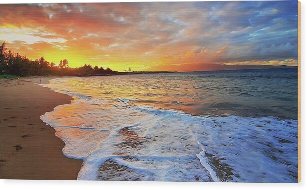 Maui Wood Print featuring the photograph Maui Sunset by Eric Wiles