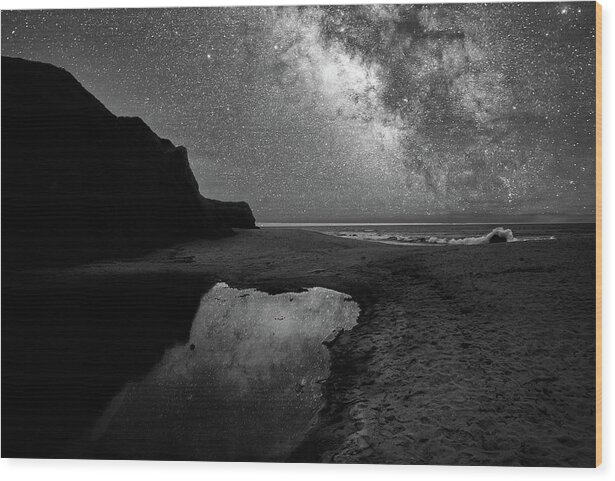 Half Moon Bay Wood Print featuring the photograph Half Moon Bay by Eric Wiles