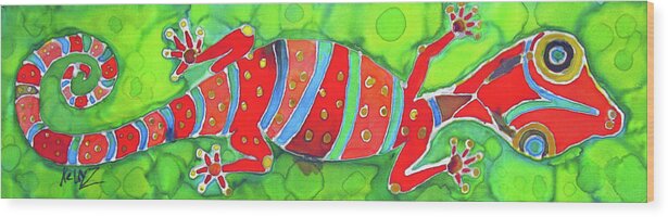 Gecko Wood Print featuring the painting Silky Gecko by Kelly Smith