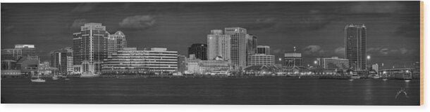 Norfolk Wood Print featuring the photograph Norfolk Waterfront BW by T Cairns