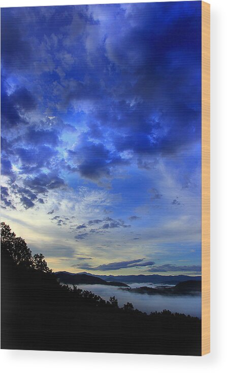 Smoky Mountains Wood Print featuring the photograph A Smoky Mountain Dawn by Michael Eingle
