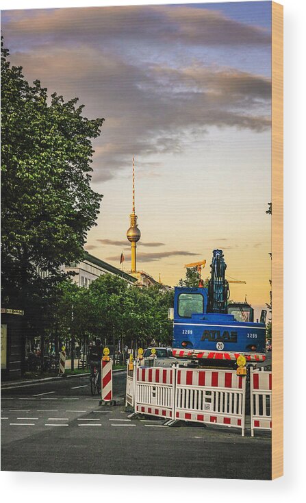 Fernsehturm Wood Print featuring the photograph Berlin Sunset by Chris Smith