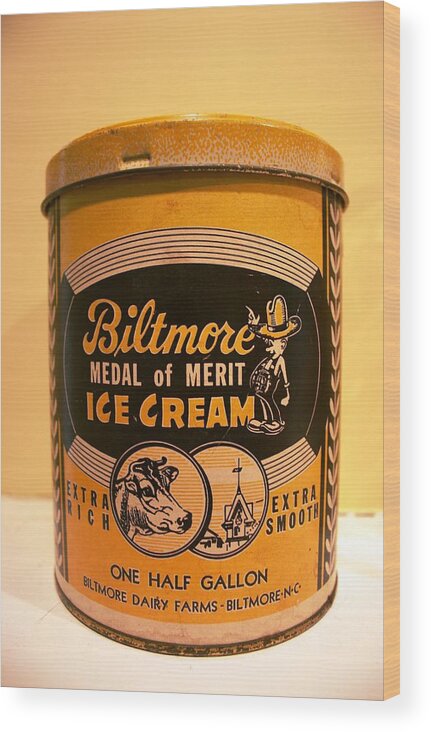 Biltmore Wood Print featuring the photograph Biltmore Ice Cream by Stacy C Bottoms