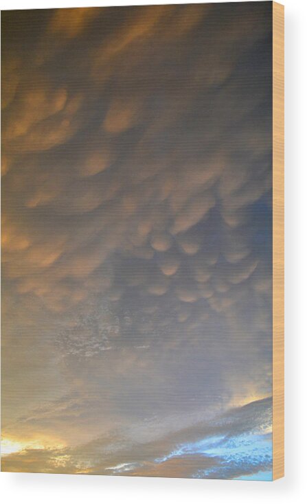 Abstract Wood Print featuring the photograph Cloud Ceiling 3 by Lyle Crump