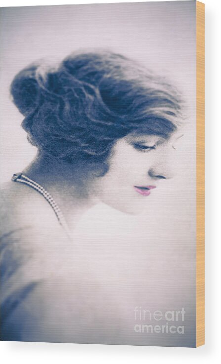 Postcard Wood Print featuring the photograph Elegance by Jan Bickerton