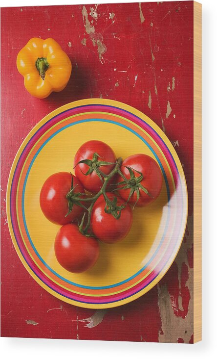 Five Wood Print featuring the photograph Five tomatoes on plate by Garry Gay