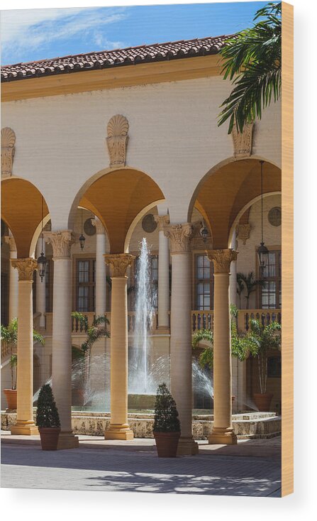 Arches Wood Print featuring the photograph Fountain and Columns at the Biltmore by Ed Gleichman