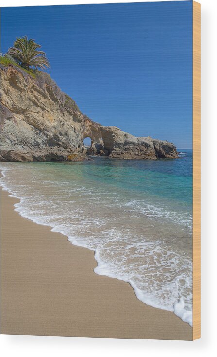 Laguna Beach Wood Print featuring the photograph Keyhole Arch Laguna Beach by Cliff Wassmann