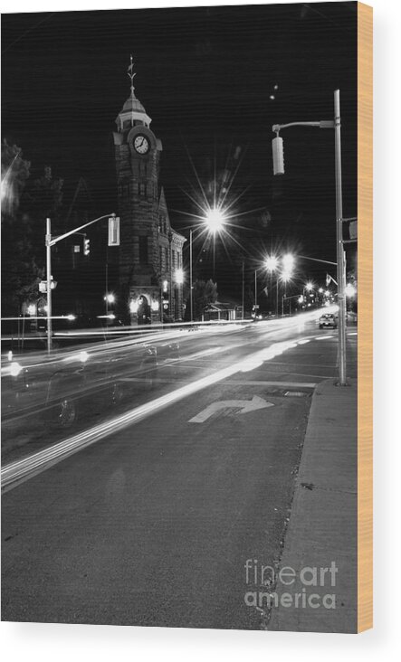 City Scenes Wood Print featuring the photograph Night Life by Cheryl Baxter