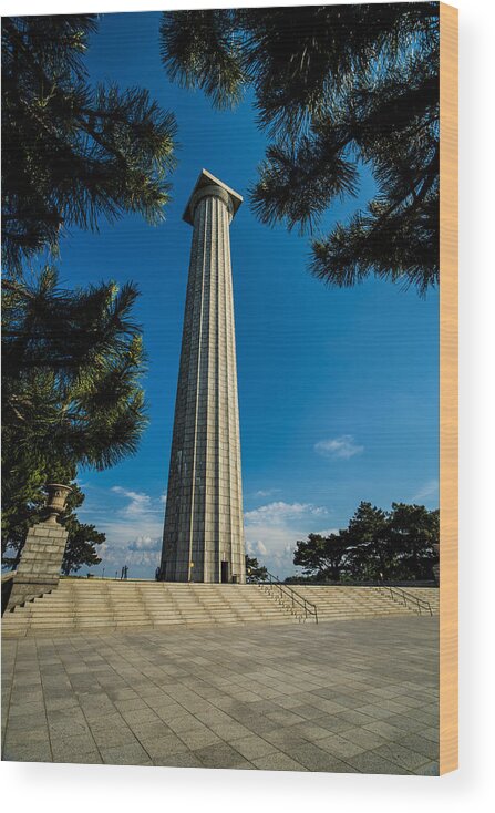 Perry's Peace Monument Wood Print featuring the photograph Perrys peace Monument 3 by Kevin Cable