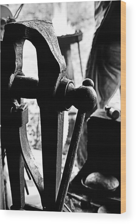 Blacksmithing Wood Print featuring the photograph Post Vice by Daniel Reed
