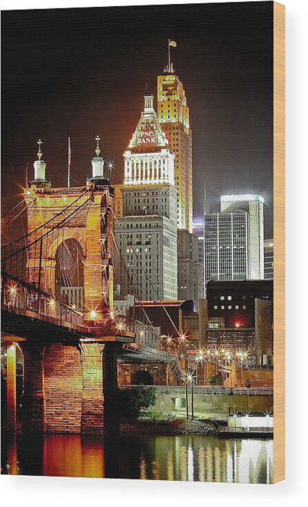 Usa Wood Print featuring the photograph Queen City at Night by Keith Allen