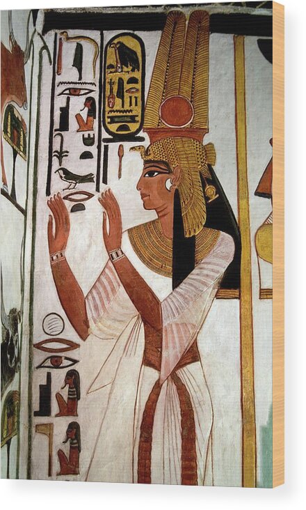 Nefertari Wood Print featuring the photograph Queen Nefertari by Patrick Landmann/science Photo Library