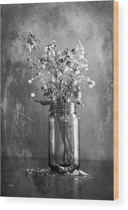 Vintage Jar Wood Print featuring the photograph Remains Of The Season by Theresa Tahara