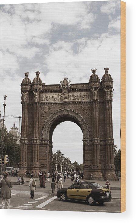 Parc De La Ciutadella Wood Print featuring the photograph Urban Arc by Lorraine Devon Wilke