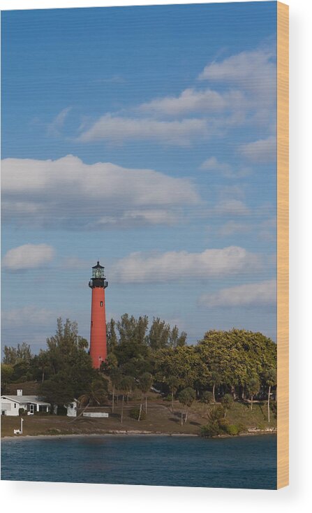 Architecture Wood Print featuring the photograph Jupiter Inlet Lighthouse #1 by Ed Gleichman