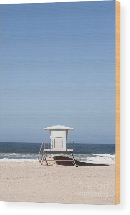America Wood Print featuring the photograph Orange County California Lifeguard Tower by Paul Velgos