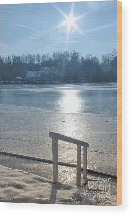 Photo Wood Print featuring the photograph Winter Sun at the Lake by Jutta Maria Pusl