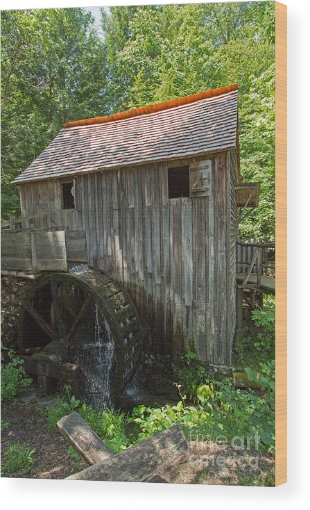 Cable Mill Historic Area Wood Print featuring the photograph Cable Grist Mill #1 by Fred Stearns