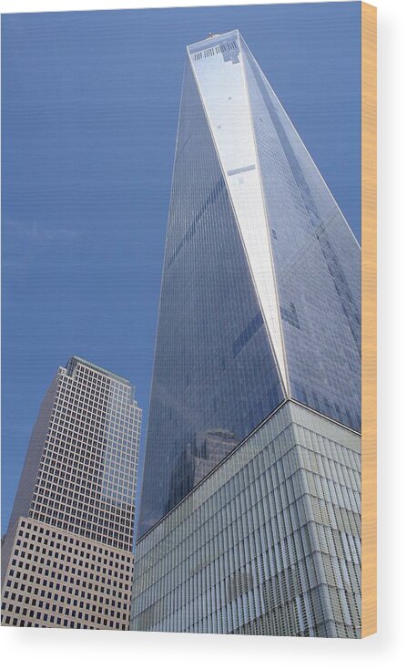 One World Trade Center Wood Print featuring the photograph One World Trade Center by Flavia Westerwelle