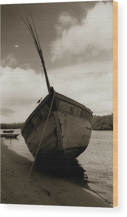 Boat Wood Print featuring the photograph Boat at Caraivas by Amarildo Correa
