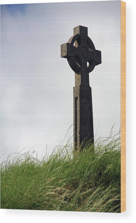 Irish Wood Print featuring the photograph Celtic Cross At Derrynane by Aidan Moran