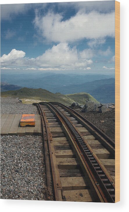 Lawrence Wood Print featuring the photograph Cog Railway Stop by Lawrence Boothby