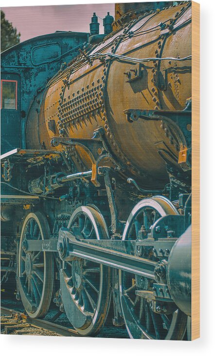 Train Wood Print featuring the photograph Engine 1531 by James Canning