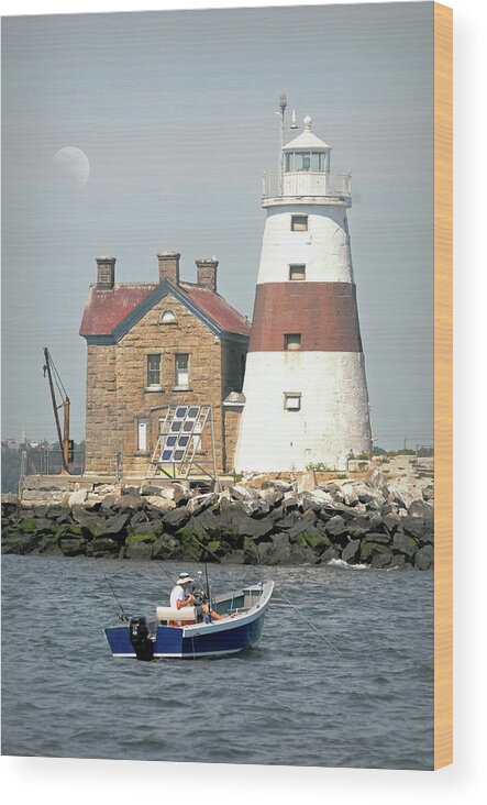 Execution Rocks Lighthouse Circa 1849; New Rochelle New York Wood Print featuring the photograph Execution Rocks Lighthouse by Diana Angstadt