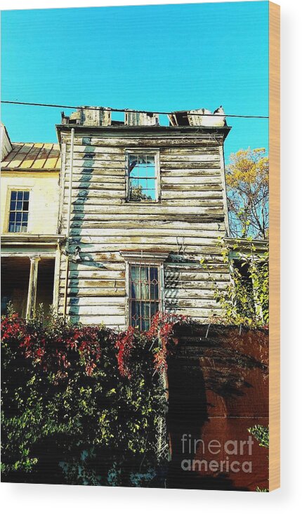 Wooden House Wood Print featuring the photograph Fixer Upper by Amy Regenbogen