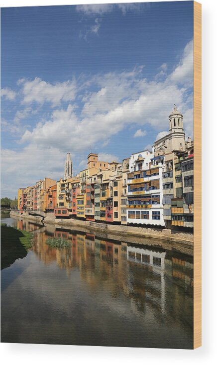 Girona Wood Print featuring the photograph Girona 2 by Andrew Fare