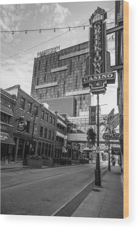 Detroit Wood Print featuring the photograph Greektown Casino in Black and White 2 by John McGraw