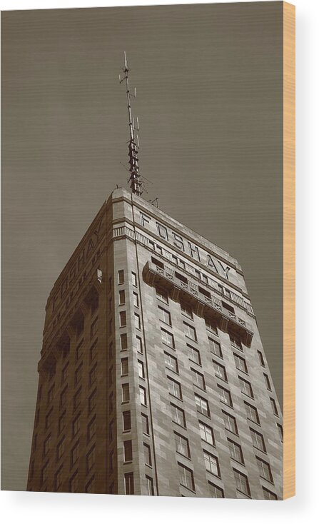 America Wood Print featuring the photograph Minneapolis Tower 6 Sepia by Frank Romeo