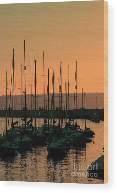 Sunrise Wood Print featuring the photograph Morning Glory by Stephen Melia
