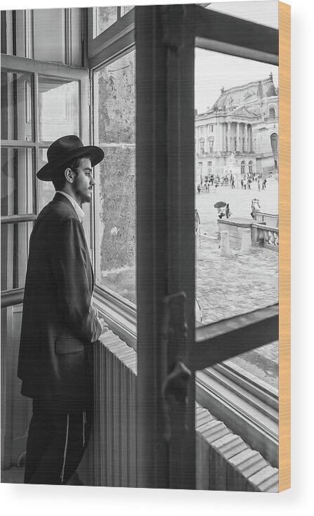 Alone Wood Print featuring the photograph Paris Man in Museum by Louis Dallara