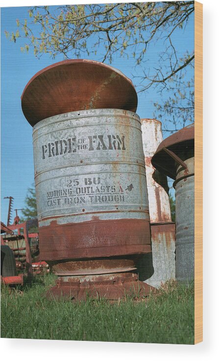 Farm Wood Print featuring the photograph Pride of the Farm 25 bushel feeder by Grant Groberg