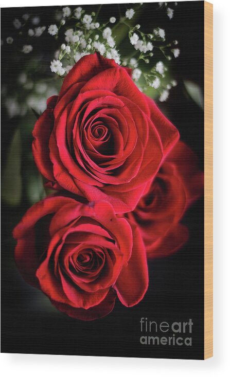 Cheryl Baxter Photography Wood Print featuring the photograph Red Roses by Cheryl Baxter