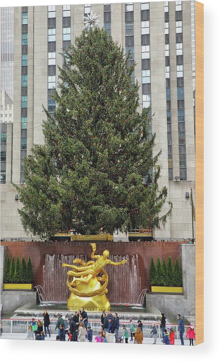 Rockefeller Center Wood Print featuring the photograph Rockefeller Center Christmas Tree by Mitch Cat
