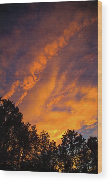 Clouds Of Fire Wood Print featuring the photograph Setting Sun Aflame by Karol Livote