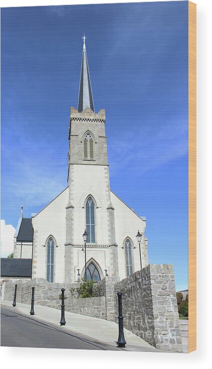 Donegal On Your Wall Wood Print featuring the photograph St. Marys Church Killybegs by Eddie Barron