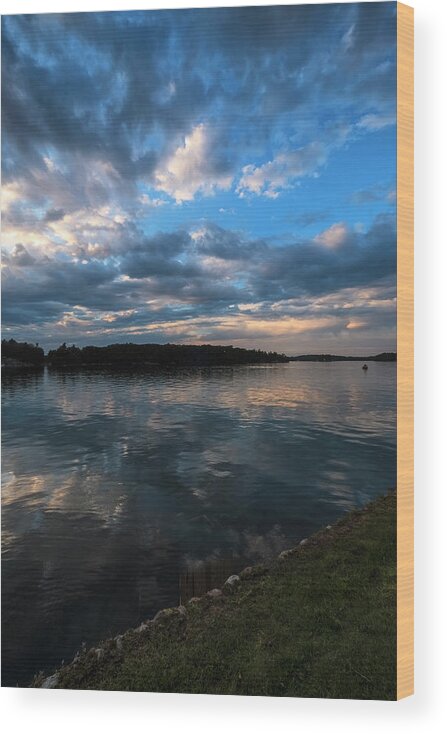 St Lawrence Seaway Wood Print featuring the photograph Sunset On The River by Tom Singleton